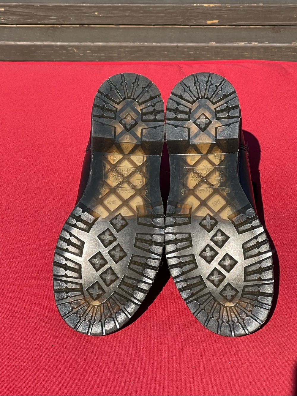 Dr. Martens - Picture 2 of 4